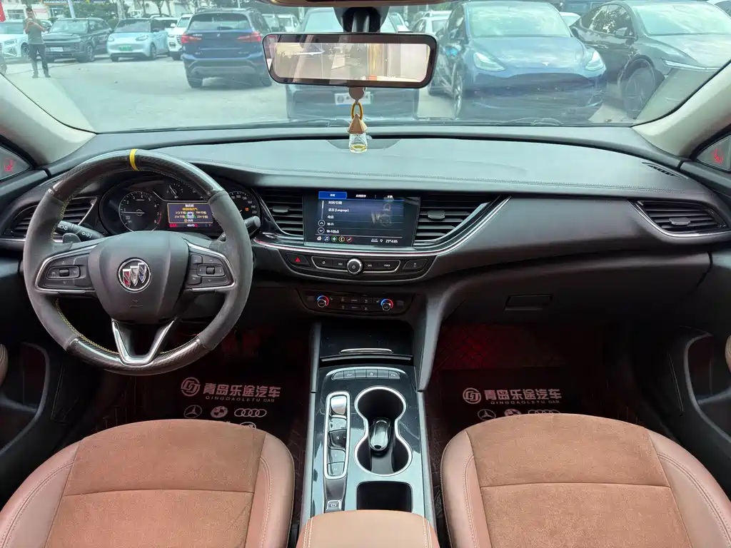 Buick Regal — фото 11