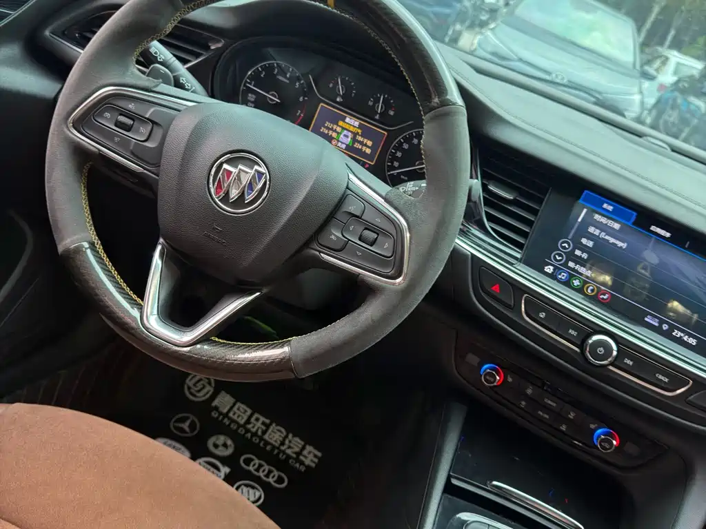 Buick Regal — фото 14