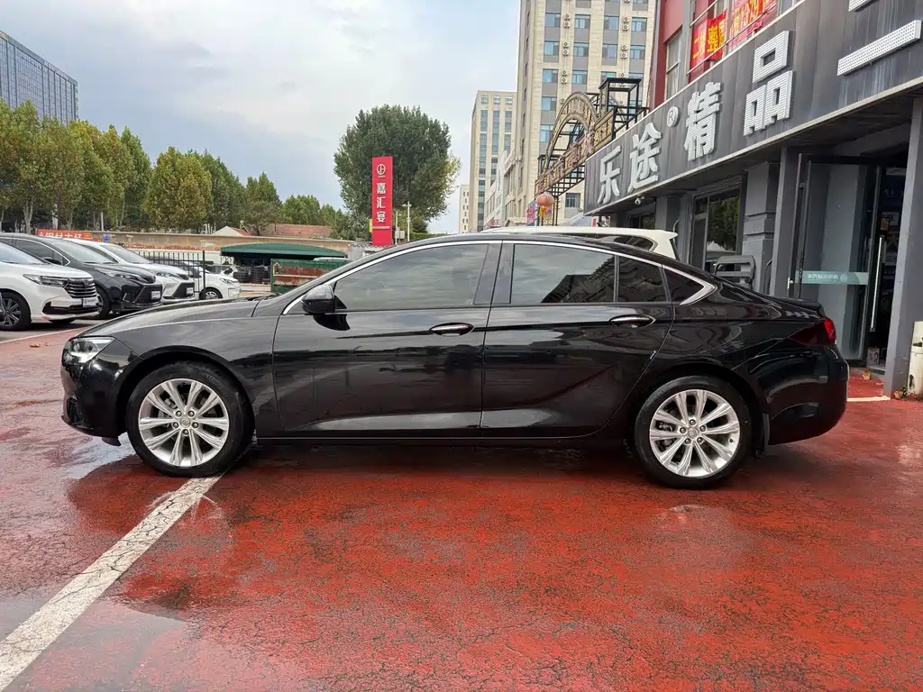 Buick Regal — фото 3