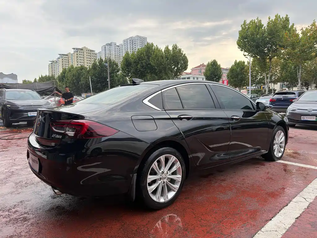 Buick Regal — фото 6