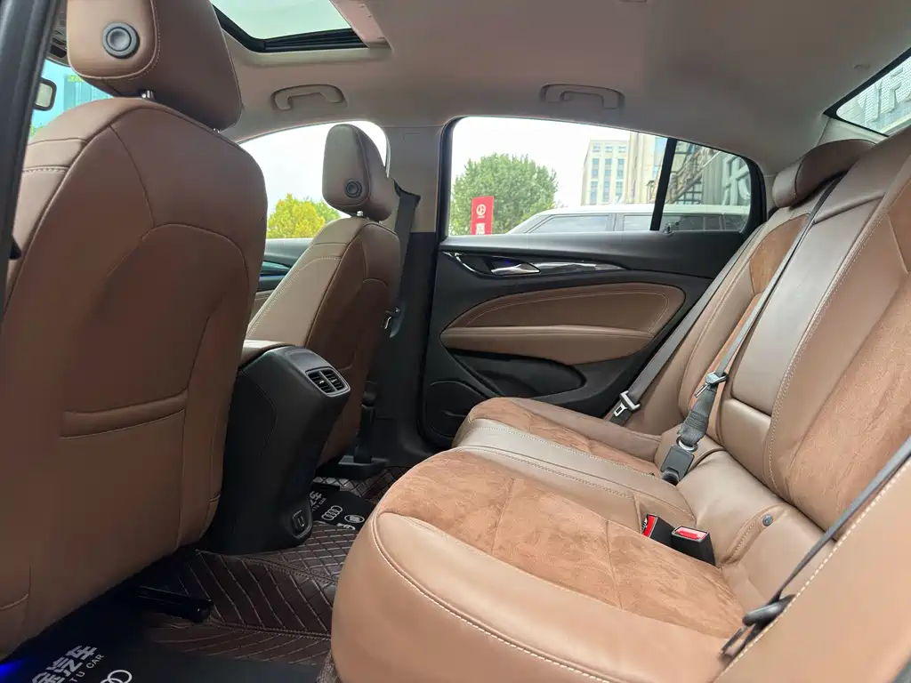 Buick Regal — фото 8