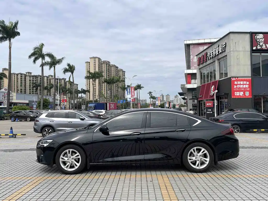 Buick Regal — фото 4