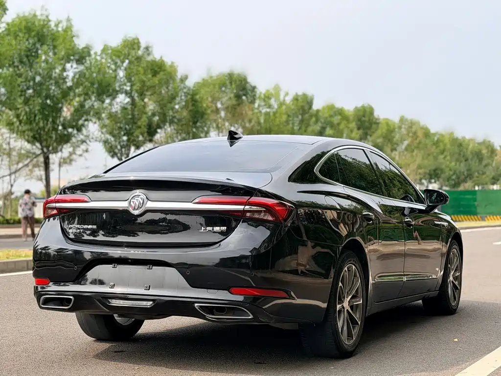 Buick LaCrosse — фото 4