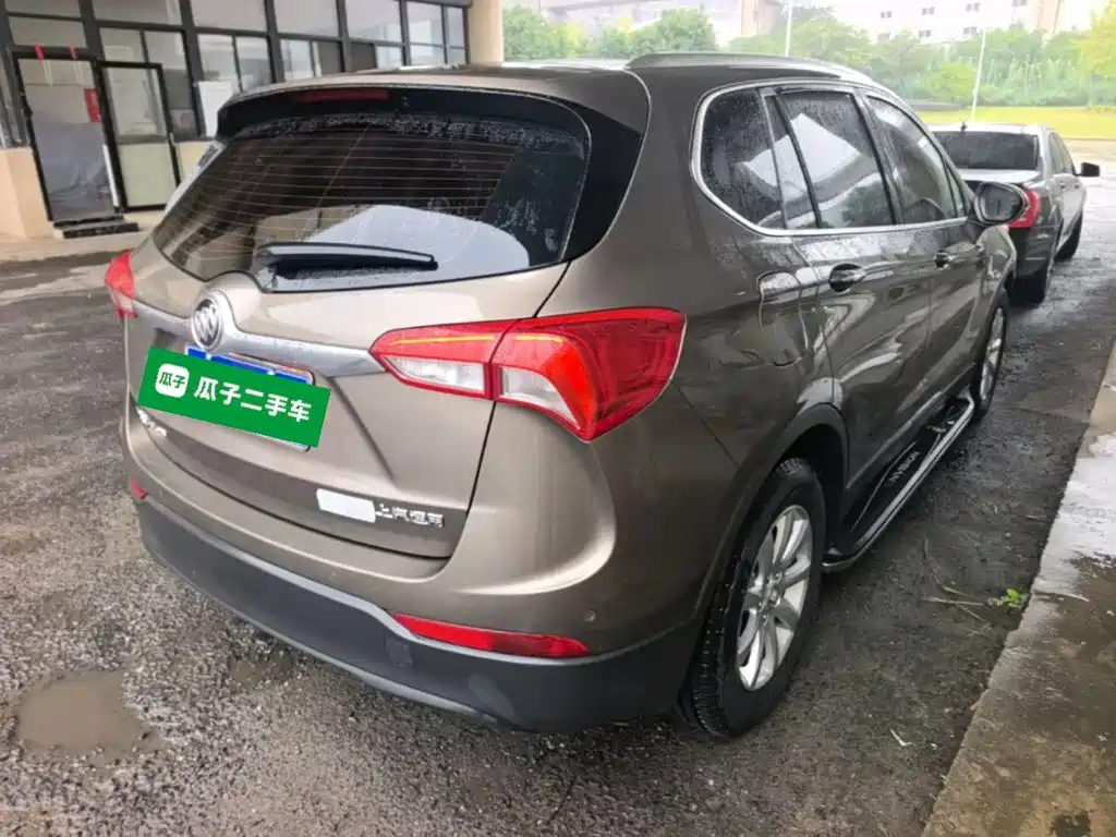 Buick Envision Plus — фото 7