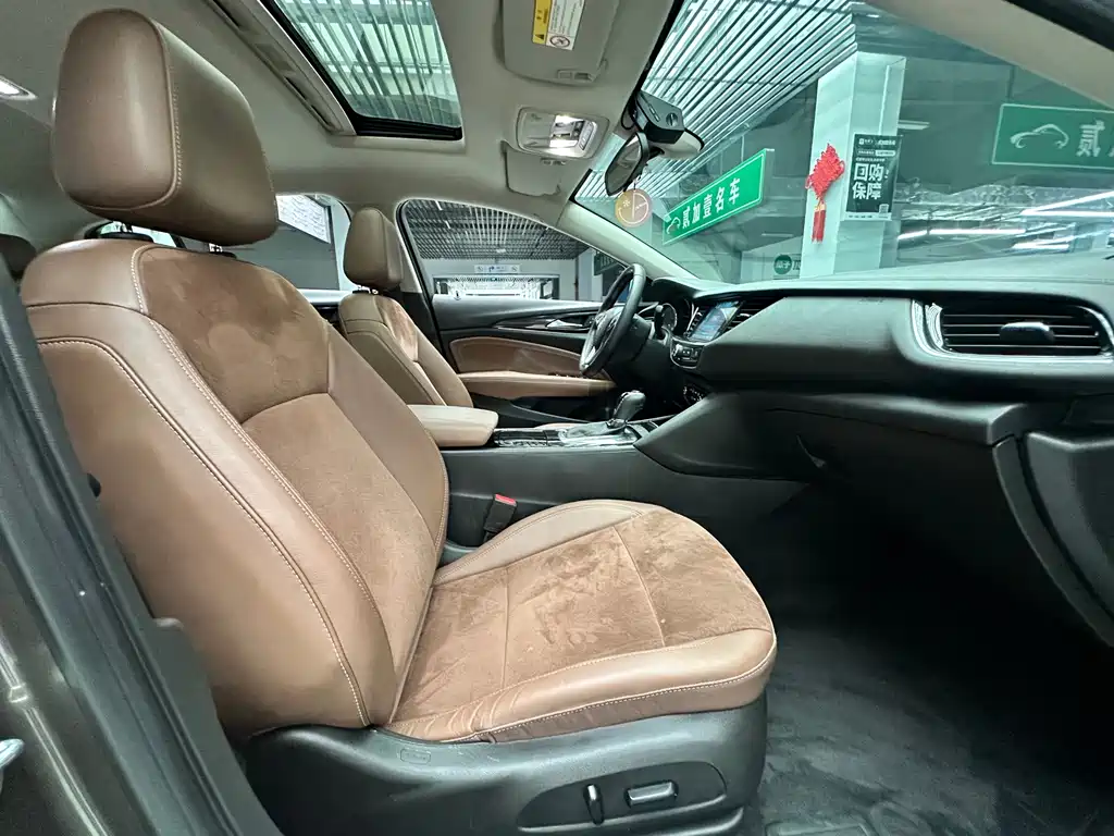 Buick Regal — фото 10