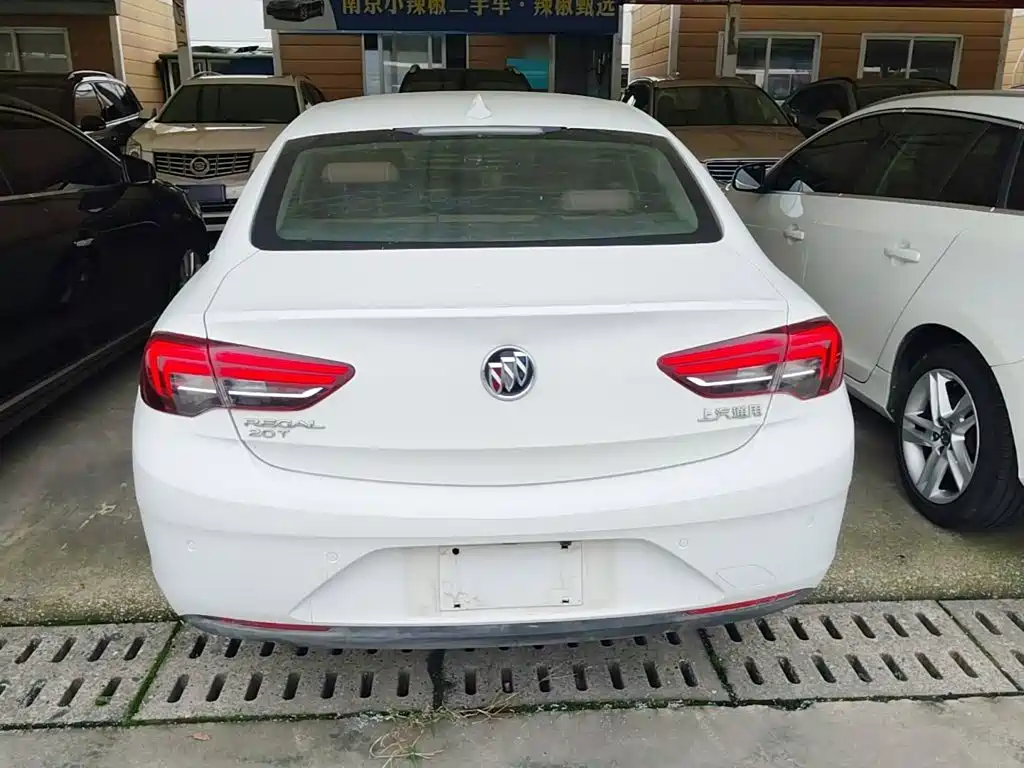 Buick Regal — фото 6