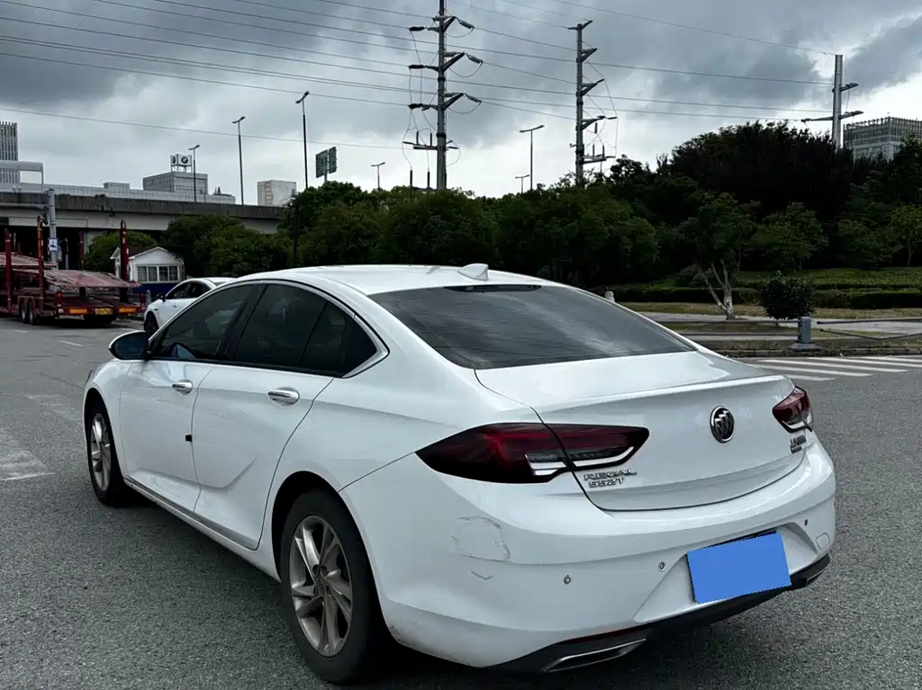 Buick Regal — фото 4