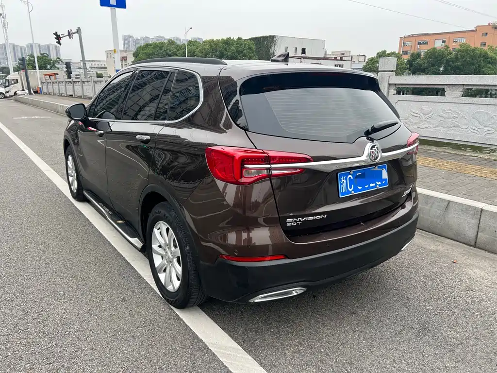 Buick Envision Plus — фото 4
