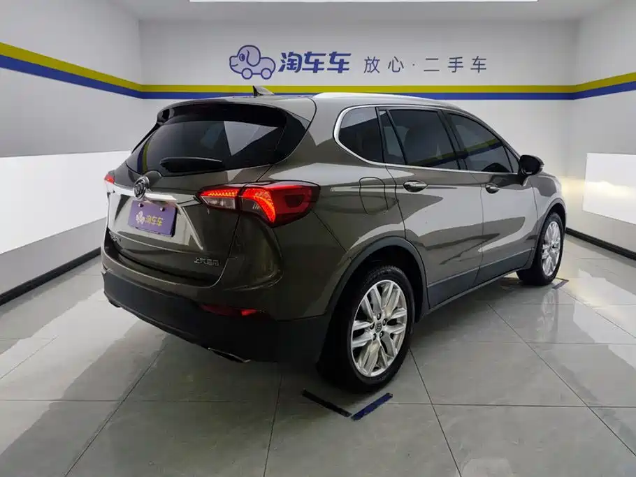 Buick Envision Plus — фото 3