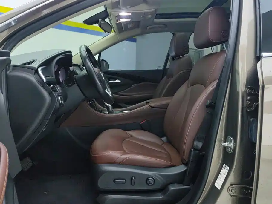 Buick Envision Plus — фото 9
