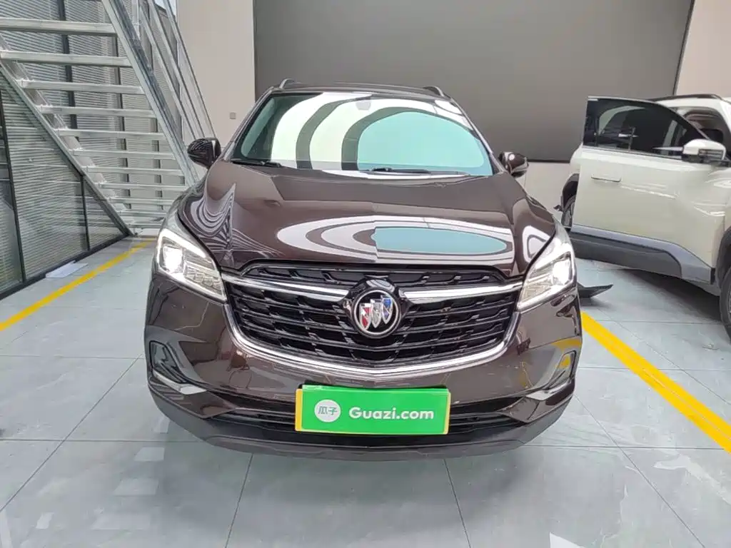 Buick Envision Plus — фото 3