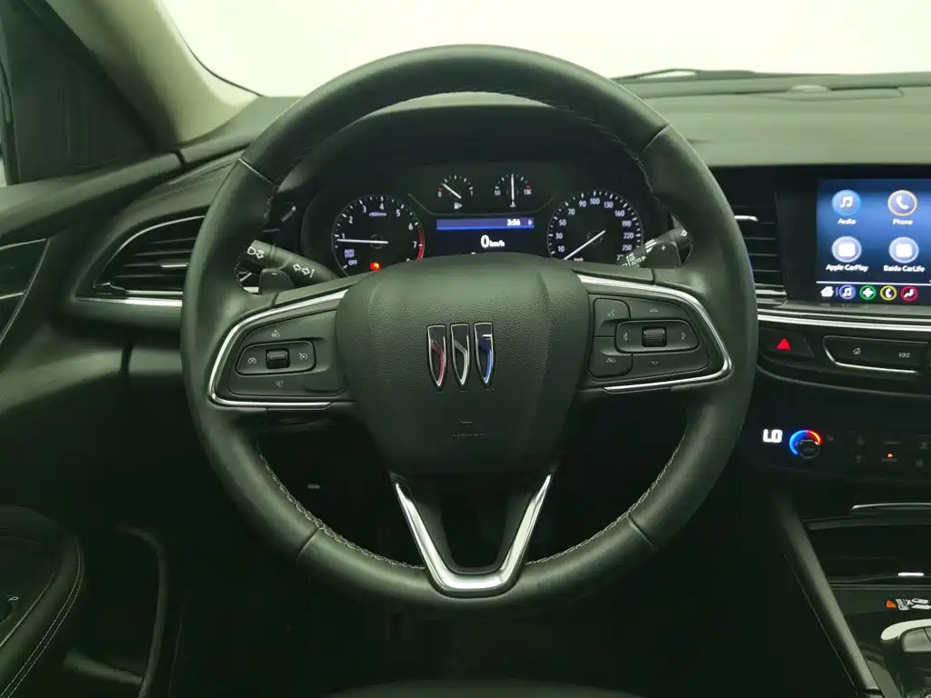 Buick Regal — фото 11