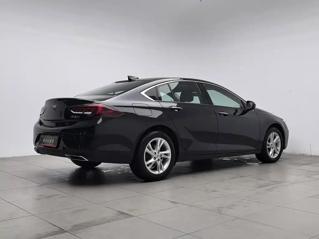 Buick Regal — фото 2