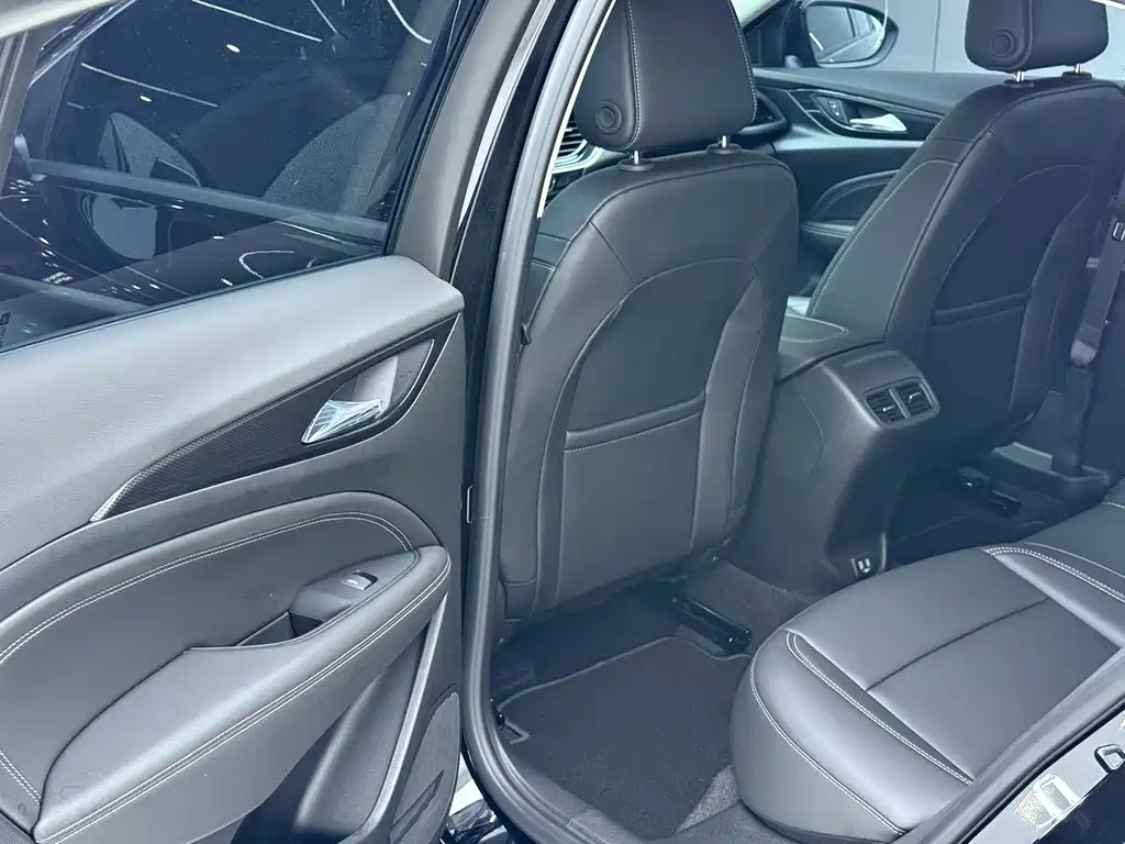 Buick Regal — фото 8