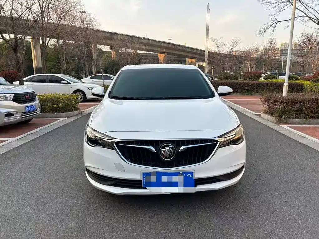 Buick Excelle — фото 2