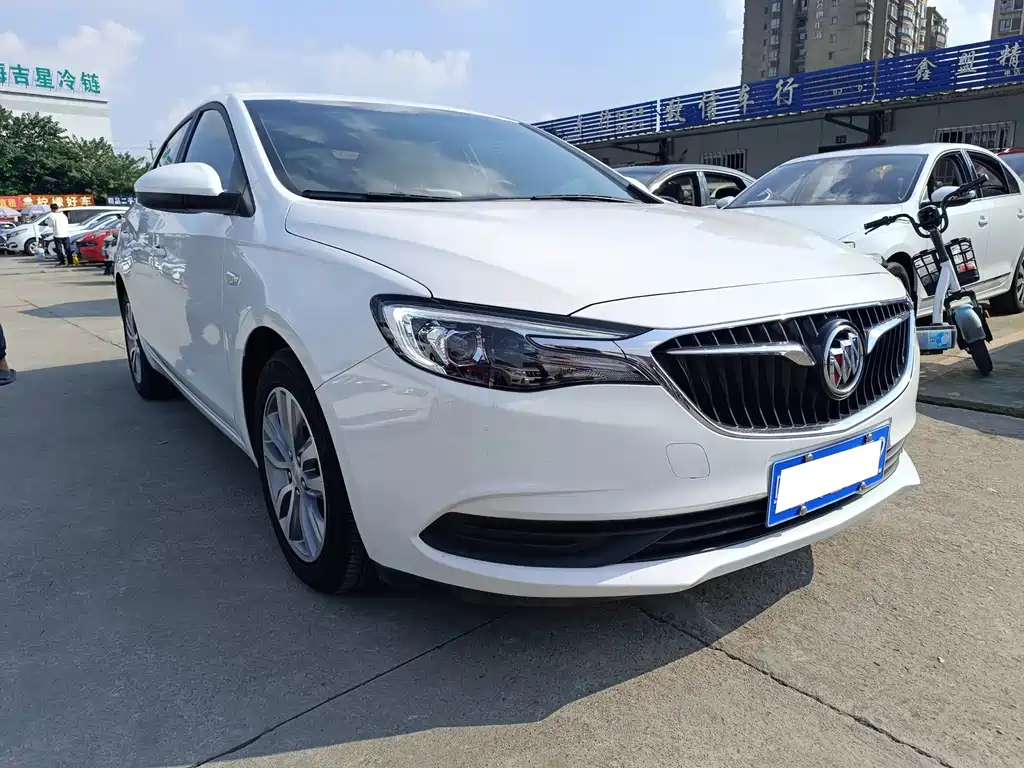 Buick Excelle — фото 2