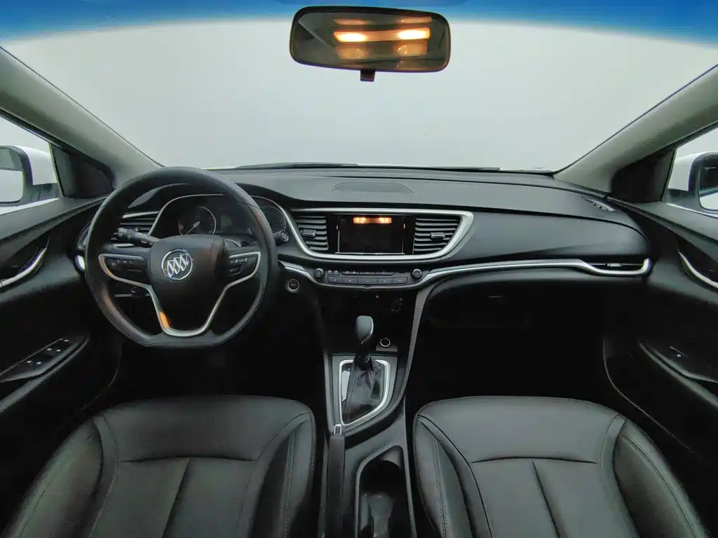 Buick Excelle — фото 5