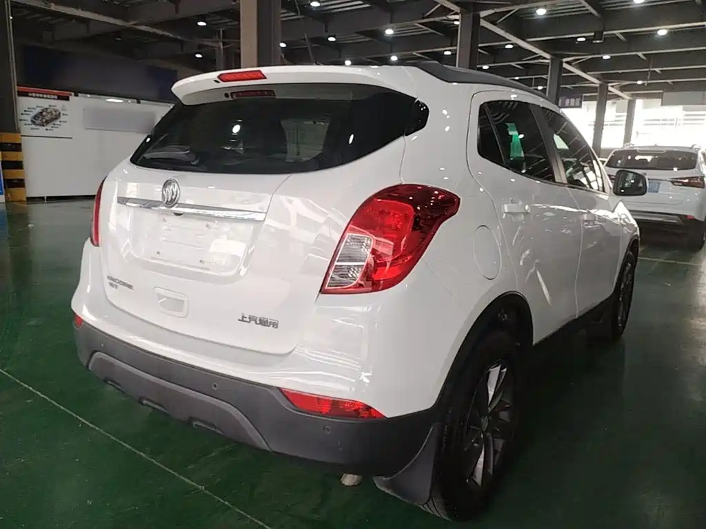 Buick Encore — фото 7