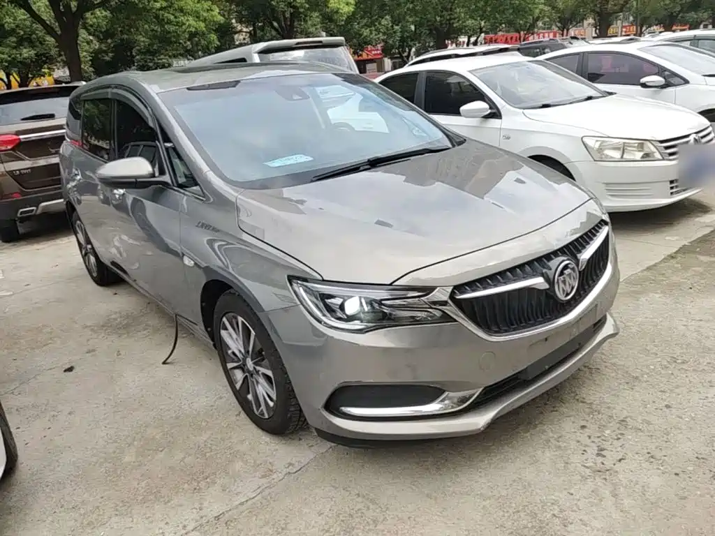 Buick GL6 — фото 4