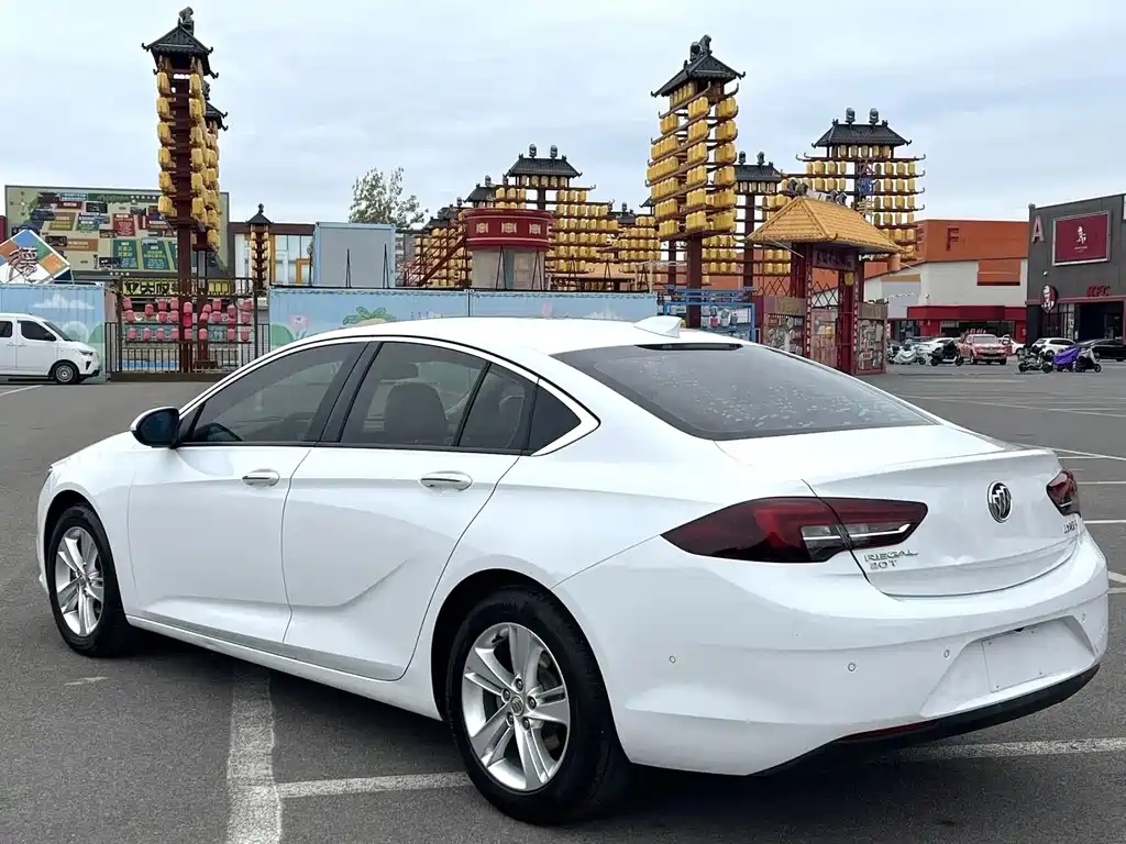 Buick Regal — фото 6