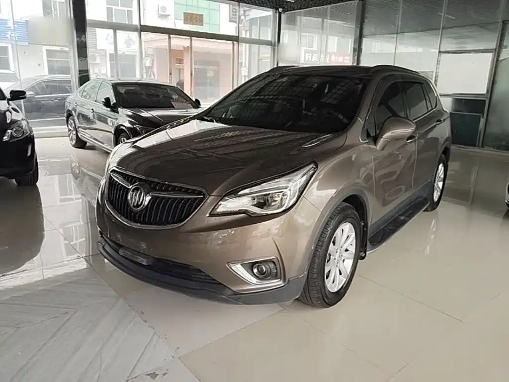 Buick Envision Plus — фото 2