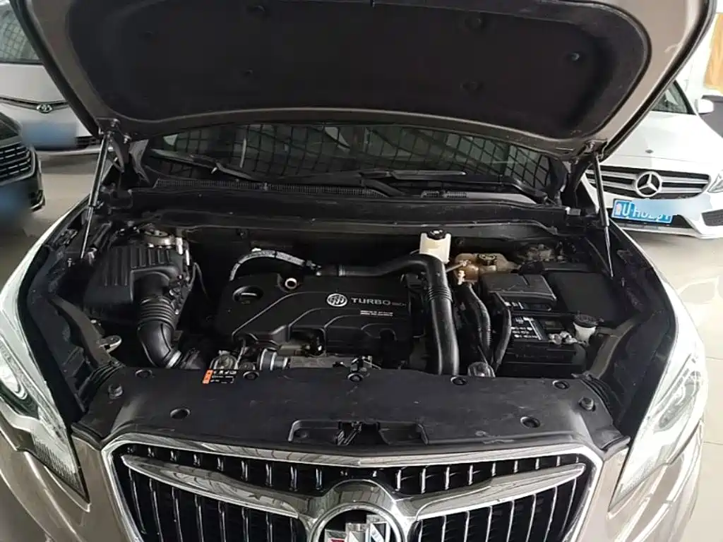 Buick Envision Plus — фото 20