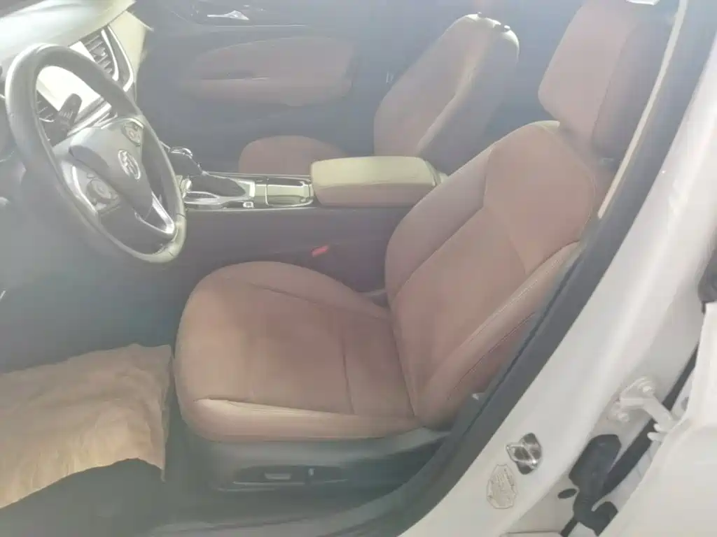 Buick Regal — фото 15