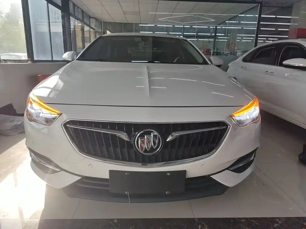 Buick Regal — фото 3
