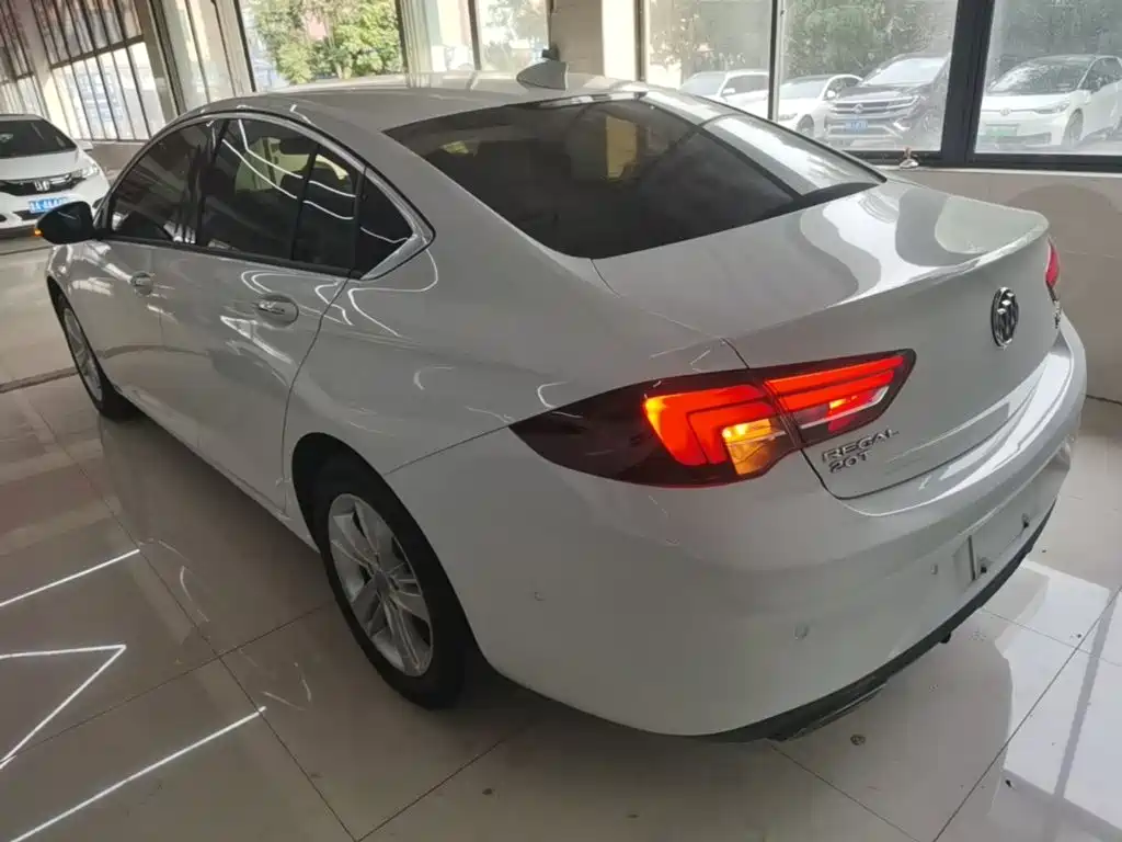 Buick Regal — фото 6