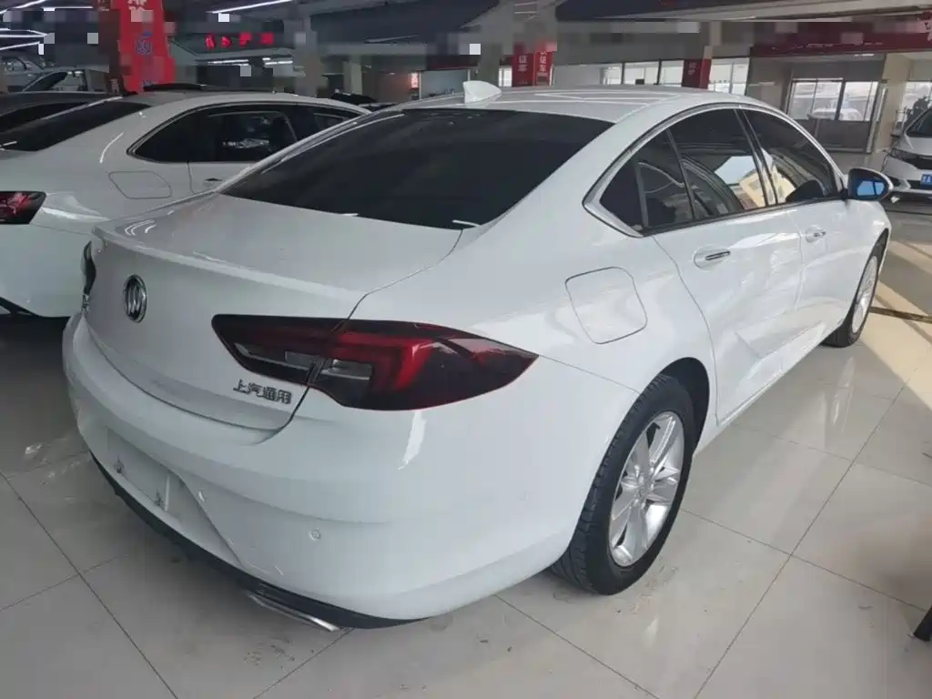 Buick Regal — фото 7