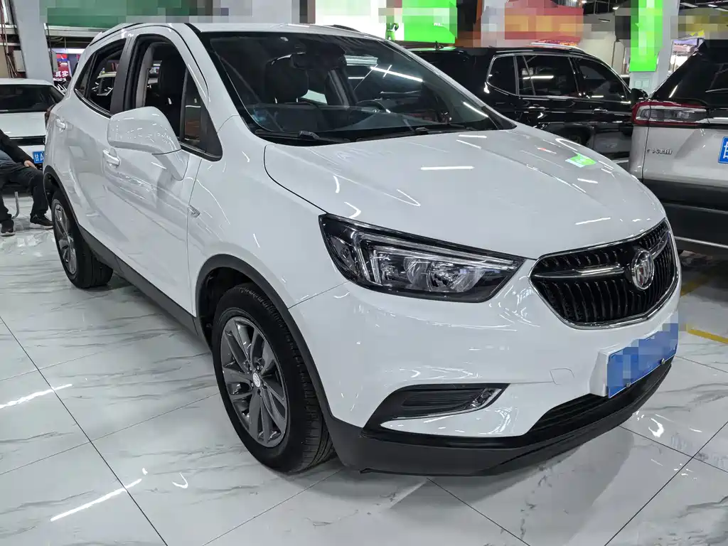 Buick Encore — фото 3