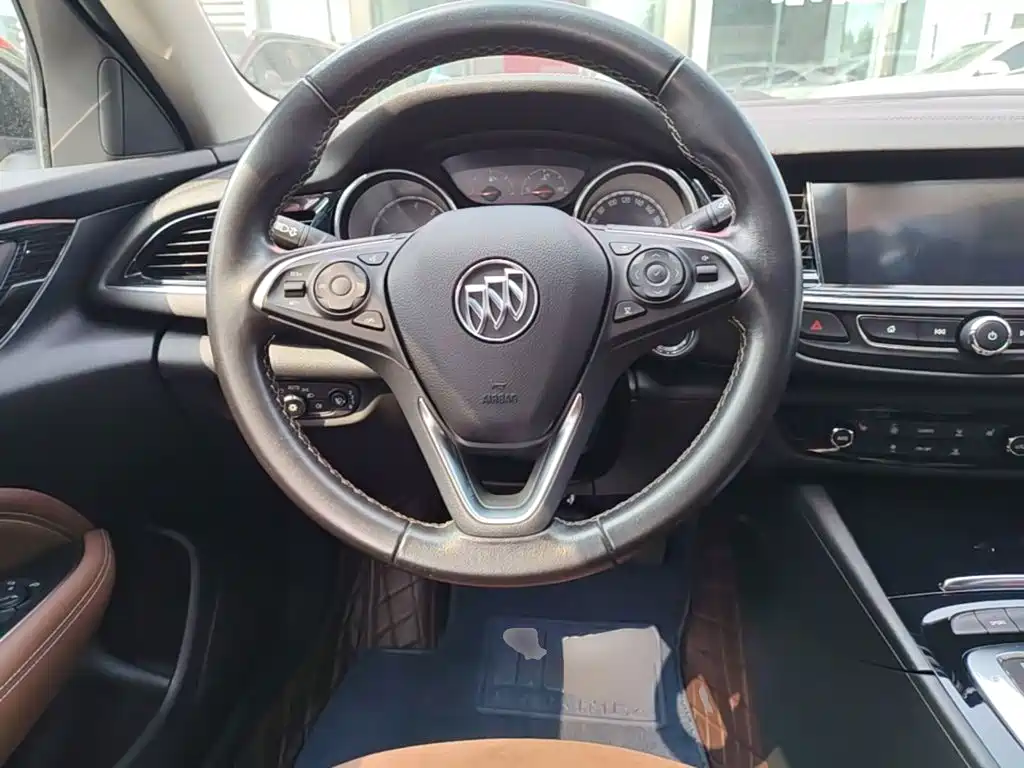 Buick Regal — фото 11
