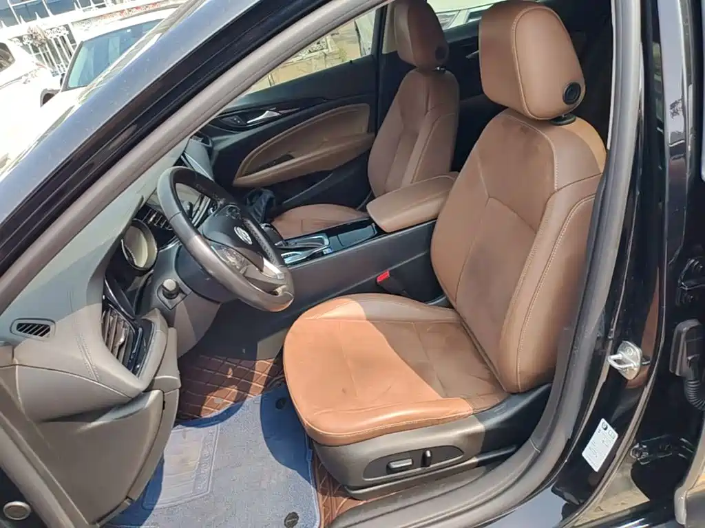 Buick Regal — фото 15