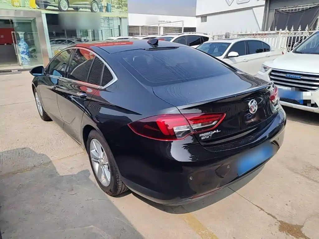 Buick Regal — фото 5