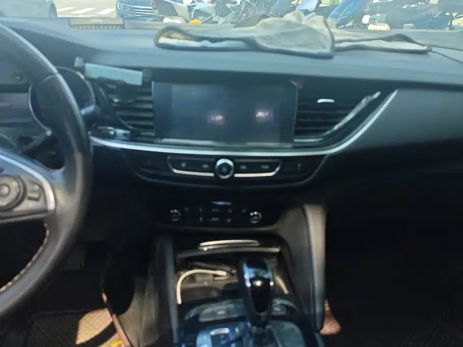 Buick Regal — фото 13