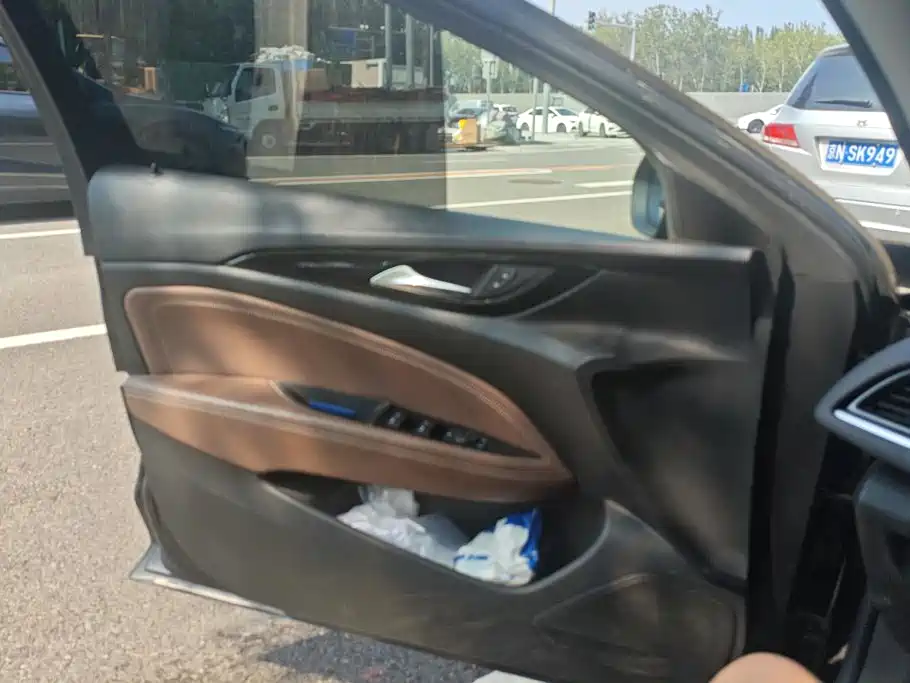 Buick Regal — фото 7
