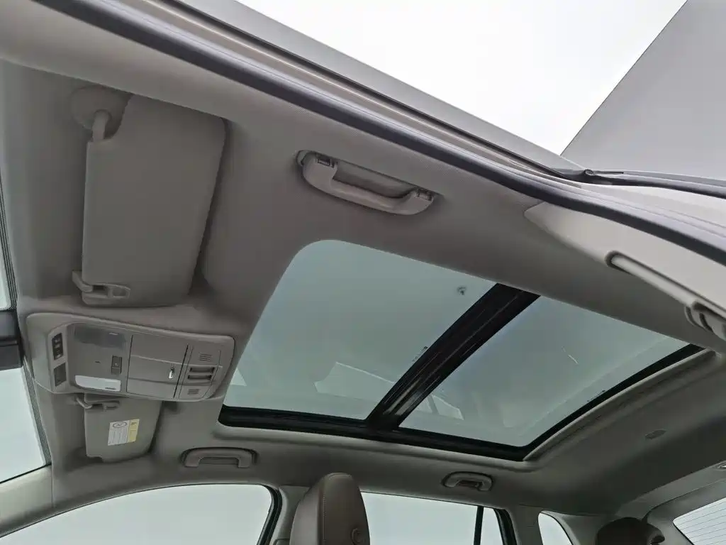 Buick Envision Plus — фото 14