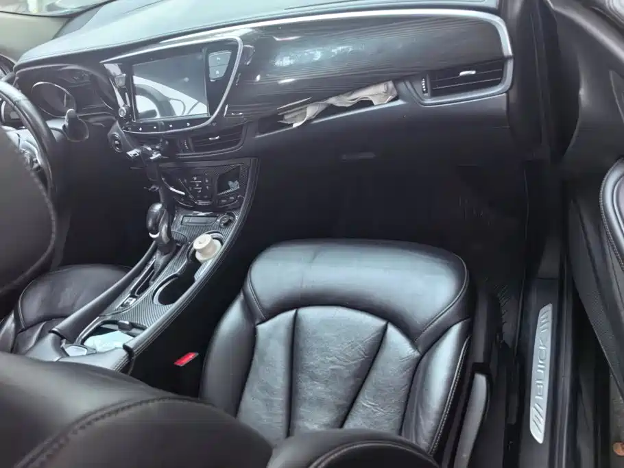 Buick Envision Plus — фото 8