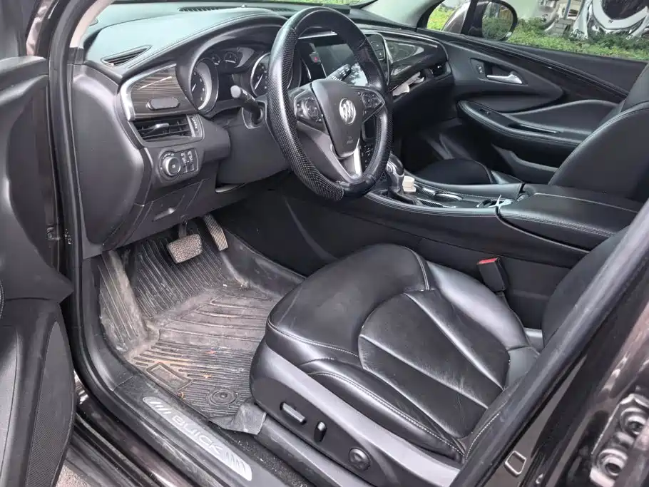 Buick Envision Plus — фото 9