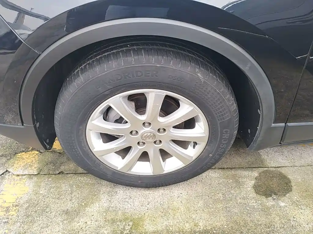Buick Envision Plus — фото 23