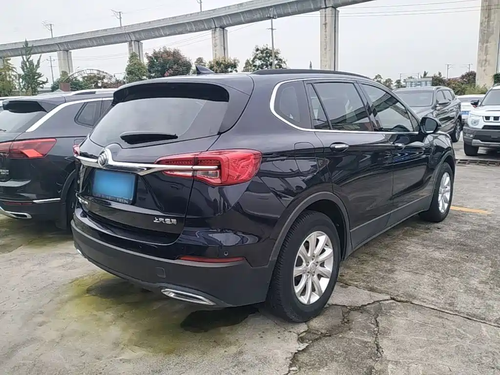Buick Envision Plus — фото 7
