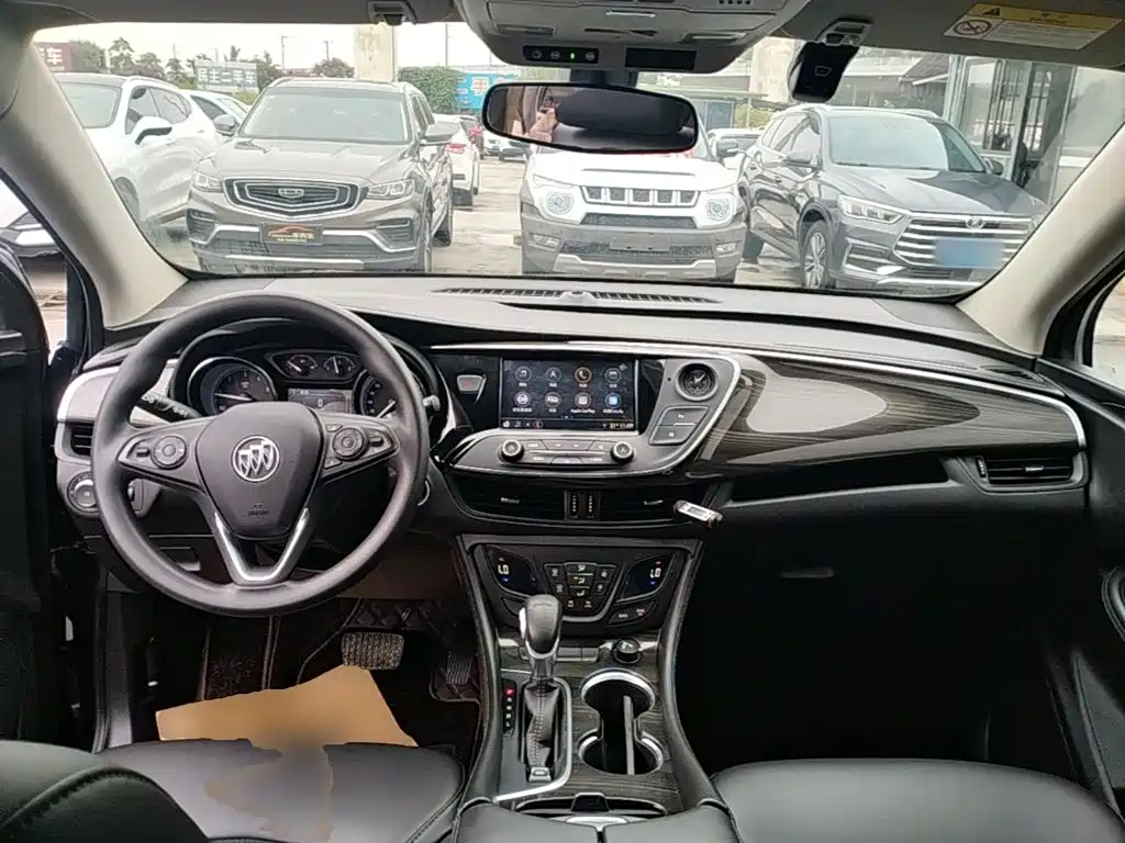 Buick Envision Plus — фото 10