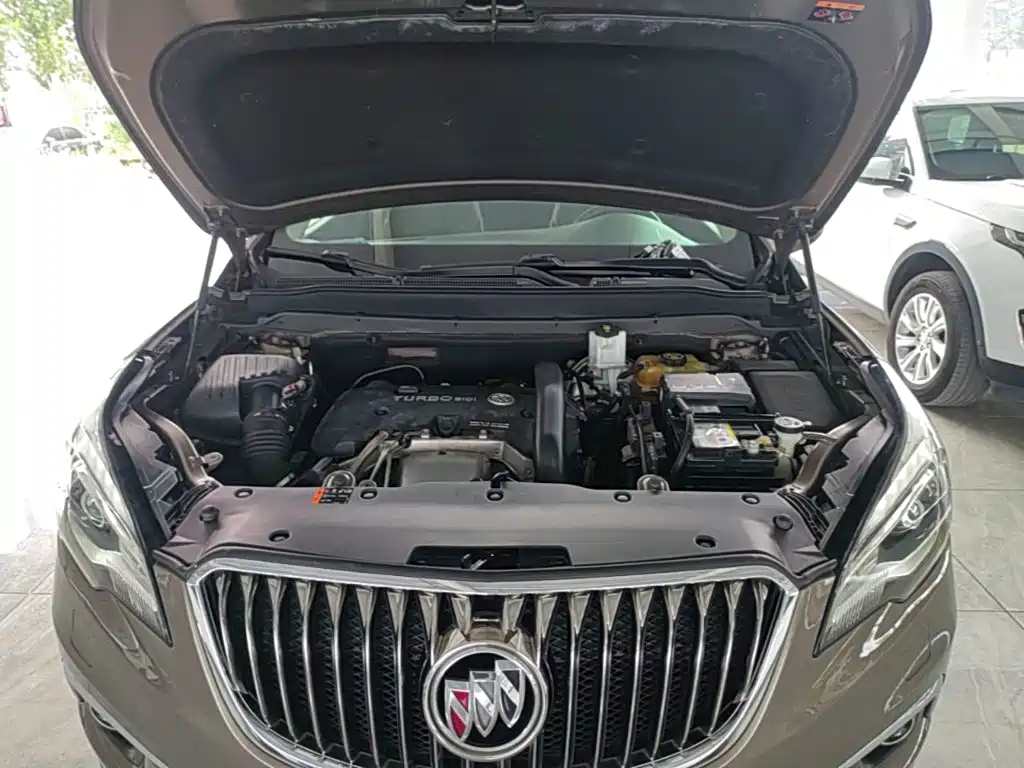 Buick Envision Plus — фото 20