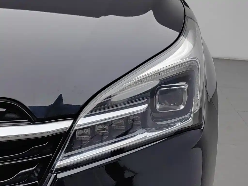Buick Envision Plus — фото 7