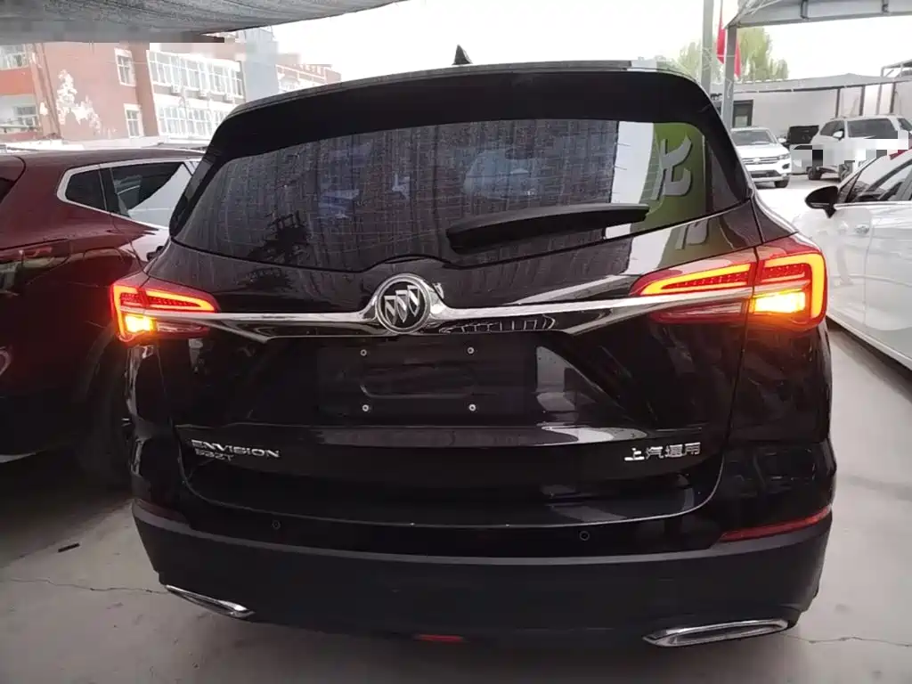 Buick Envision Plus — фото 6