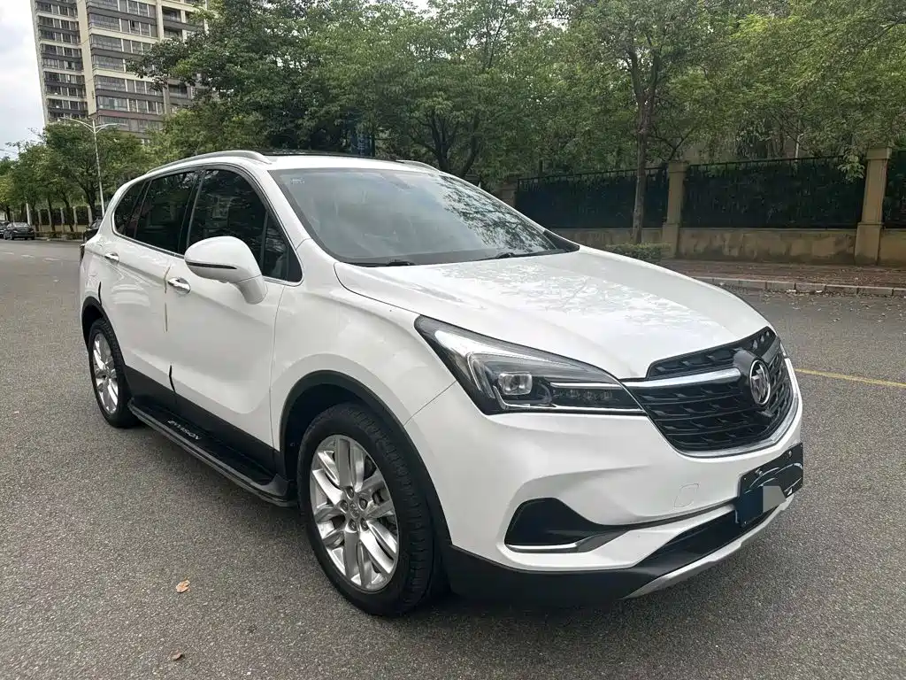 Buick Envision Plus — фото 2