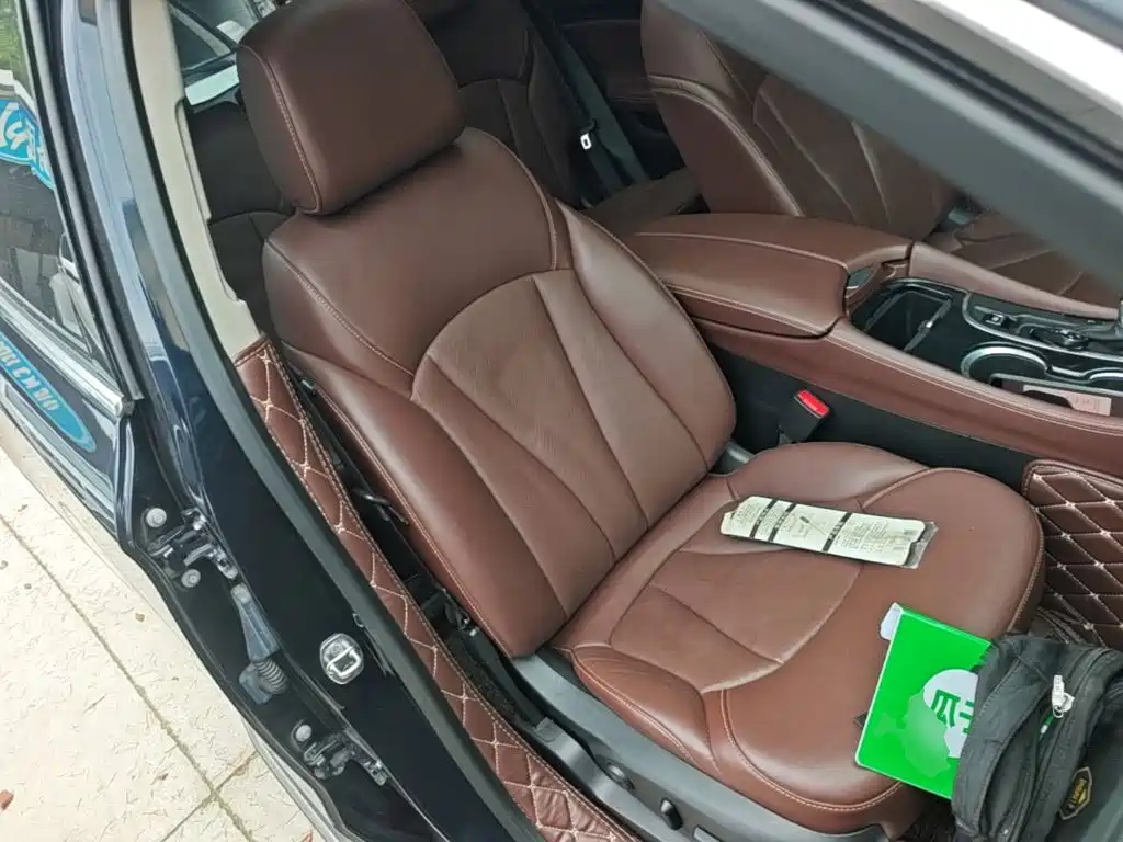 Buick Envision Plus — фото 25