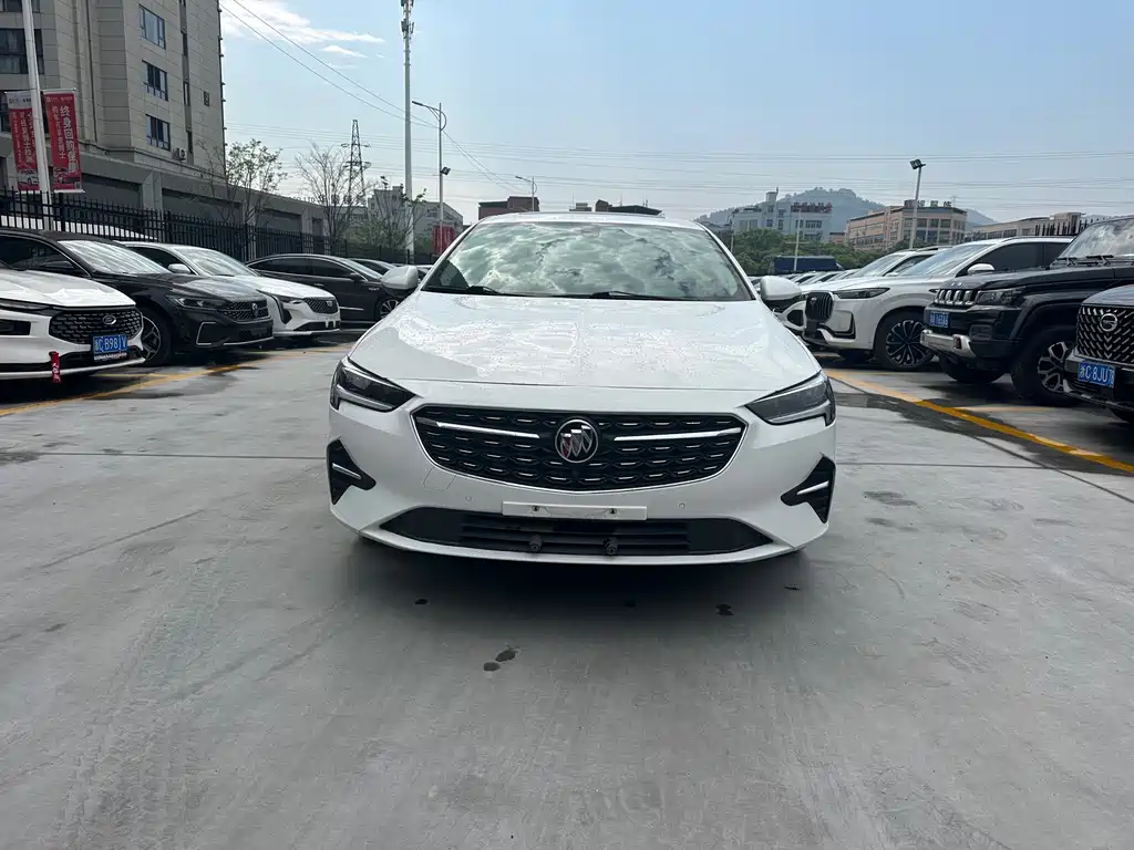Buick Regal — фото 2