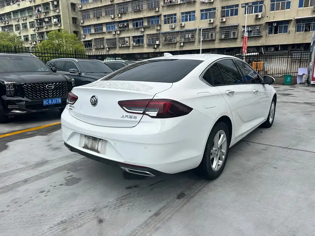 Buick Regal — фото 19