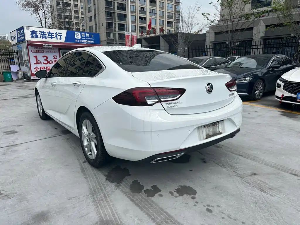 Buick Regal — фото 21